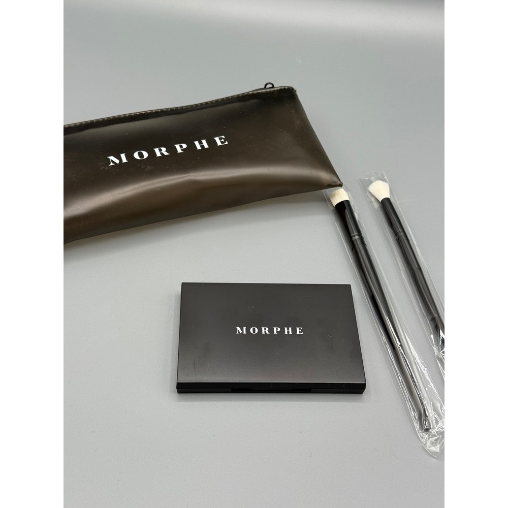 Morphe Artistry Palette with‎ Brushes and Cosmetic Bag - Limited Edition